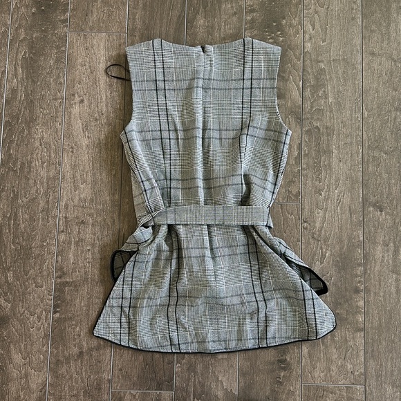 Zara sleeveless top - Picture 3 of 3